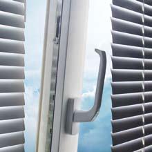 The window contact signals when a window is opened the heating is switched off, thus saving precious energy.