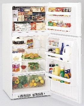 30 cubic foot freezer Two split, one full-width spill-proof glass shelves Three door shelves, two with gallon storage Two clear tall vegetable/ fruit crispers Clear snack pan Equipped for optional