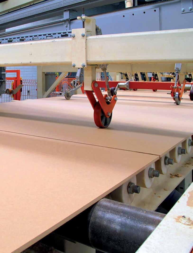 Growth of MDF Consumption vs. Other Products 400 300 200 100 0 Gr. 8 2000 2001 2002 2013 2014 MDF Growth 24% 2015 Other Fiberboards Growth 14% 2006 2007 2008 2009 2010 2011 Source: FAO What is MDF?