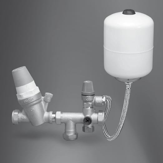 BALANCED COLD CONNECTION If there are showers, bidets or monobloc taps in the installation then a balanced cold supply is necessary. There is a 22mm balanced connection on the inlet control set.