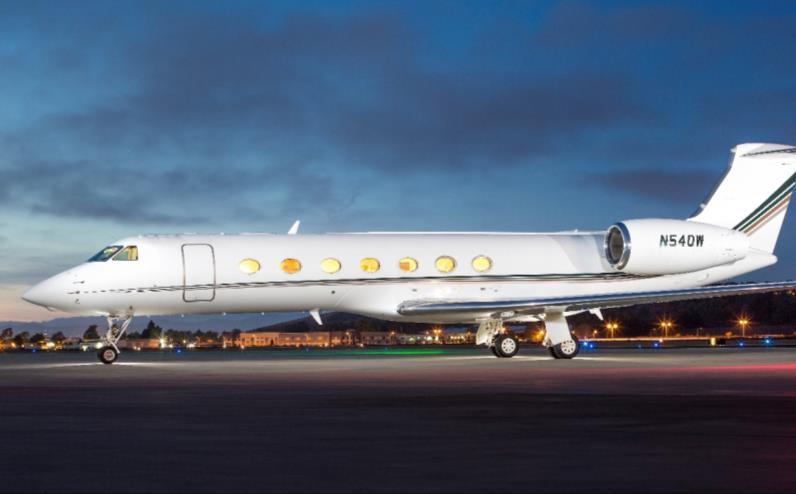 2013 Gulfstream G550 N640W* S/N 5416 OFFERED AT: $40,995,000 AIRCRAFT HIGHLIGHTS: One Owner Since New Enhanced Navigation System Synthetic Vision Head Up Display AVAILABLE: Immediately STATUS: As of