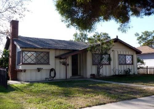 Chacksfield was responsible for numerous other developments in Gardena and the Harbor Gateway area in the 1950s and 1960s. The homes in the two tracts were designed by Mel Bogart and Richard Stoddard.