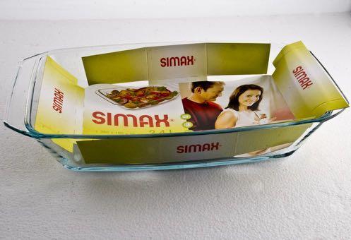Suitable 3500 ml 6226 Fluted Baking Dish serve your food in.