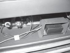 Battery Compartment 2) Remove the Piezo Ignitor