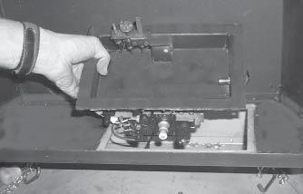 10) Hook up the 2 TP and 2 TH wires to the appropriate connections on the valve. Diagram 1: Remove the left and right screws and then lift out the burner/grate assembly.