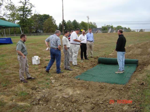 Bowling Green, Kentucky Stormwater Best Management Practices (BMPs) Erosion Prevention Practices (EPPs) Activity: Nets and Mats (N and M) EPP-11 PLANNING CONSIDERATIONS: Design Life: 1 yr Acreage