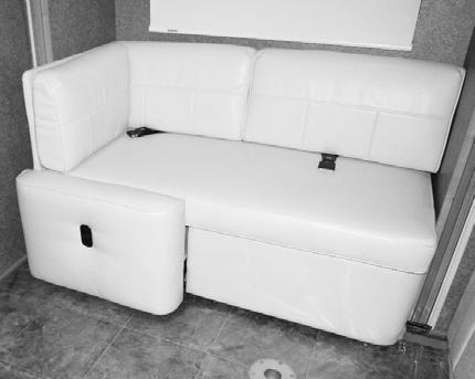 EXTENDABLE SECTIONAL L-SHAPED DINETTE If Equipped