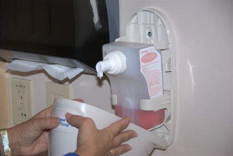 Be sure to wash and dry the inside of the dispenser before adding fresh solution. D.
