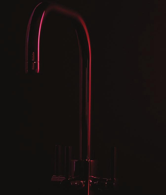 kitchen The ultimate fusion of style and function, our high quality range of kitchen taps includes everything from traditional timeless designs for a classic kitchen setting to sleek, contemporary