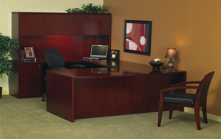 EXECUTIVE SUITES ALSO OFFERED WITH A SELECTION OF PENINSULA DESKS TO PROMOTE COLLABORATION WITH TEAM