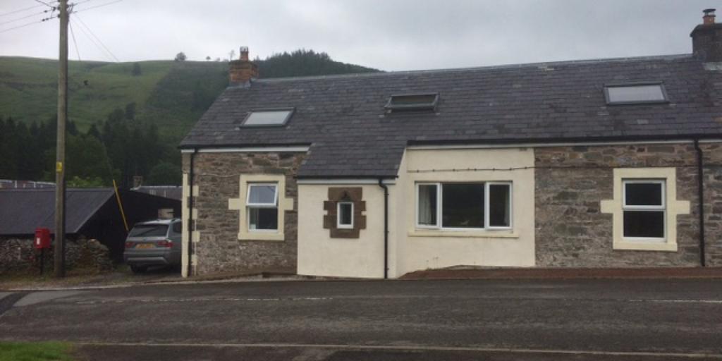 THE OLD POST OFFICE Offers Over 195,000 Traditional 3 bedroom country cottage (originally