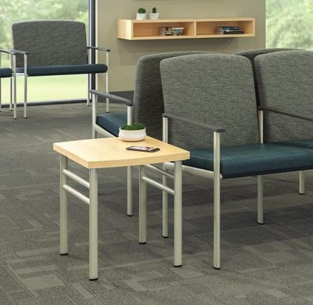 With plastic or solid surface arm caps and a generous space between seat and back, Aspekt facilitates cleaning.