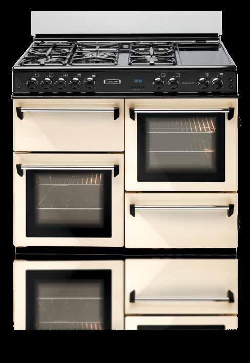 mounted roasting tin Fully programmable fan oven for even and faster cooking at a lower temperature 5 burner gas hob including wok burner plus extended dual circuit cooking zone Thermostatically