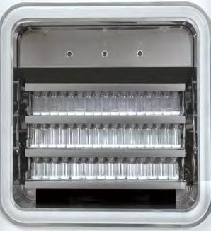Refrigeration room Condenser Chamber Defrosting System - Overlap door system for monitoring