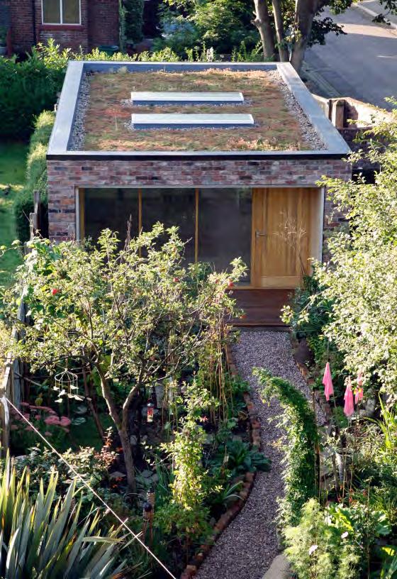 35 Planning and Design Considerations 6 Green Roofs A green roof is composed of various layers that create an environment suitable for plant growth that does not damage the fabric of the building.