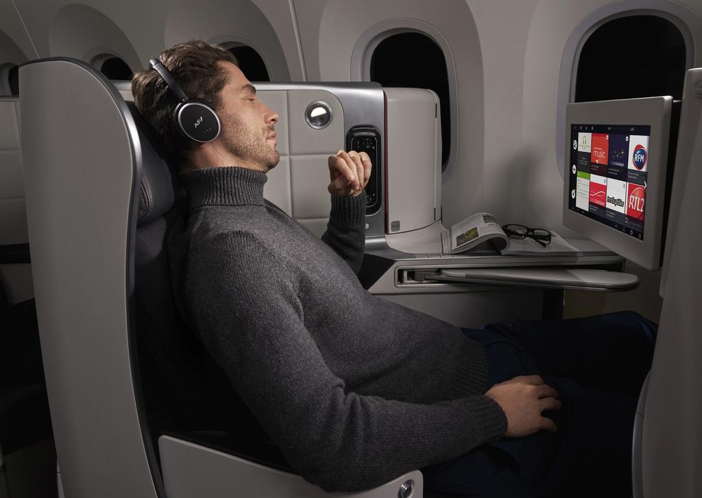 Excellence Air France s Business cabin provides a cocoon of wellbeing for a trip made in heaven comfort, space and privacy.