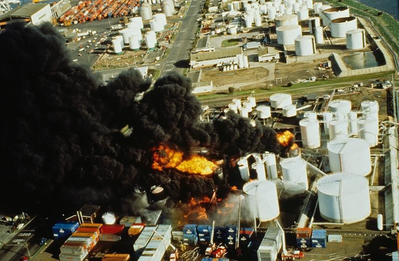 3. The Incident 11 of 56 On August 21, 1991, a 600,000 litre
