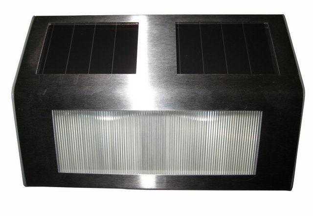 Solar Step Light Weatherproof stainless steel 2 Bright white LED lights No wiring required Solar