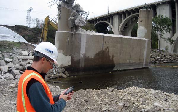 As cleanup was under way and investigators searched for the cause of the collapse, the Minnesota Department of Transportation (Mn/DOT) quickly began to focus on rebuilding, knowing how critical it