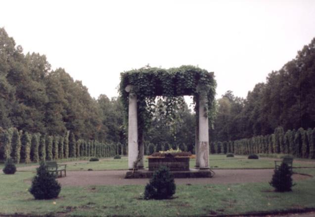 these techniques in Glienicke Park are chamber-like or fragmented in their character.