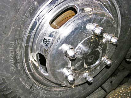 Note: Reference the chassis manufacturer s user guide provided in your InfoCase for complete instructions and cautions on changing a wheel. Before removing lug nuts, remove the push on nut covers.