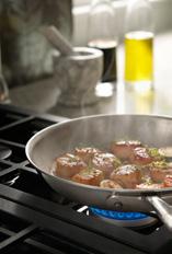 Professional Style, Premium Function Ceramic-coated cast iron grates form a continuous surface over our high-powered rangetops, hold cookware securely and allow easy transfer between burners of