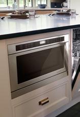 Microwave Ovens Convection Cooking in a Microwave Oven Many Jenn-Air microwave ovens offer convection cooking modes.