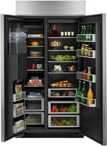 48"/42" Pro-Style Side-by-Side Refrigerator with Ice & Water Dispenser JS48PPDUDE 48" JS42PPDUDE 42" Industry-exclusive Obsidian interior with metal accents Precision Temperature Management system