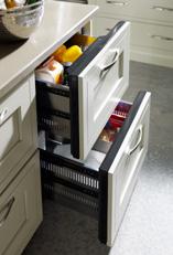 With space that can be efficiently organized, double drawers configured as either two refrigerators or a refrigerator/freezer open up your kitchen and keep ingredients close at hand for a designated