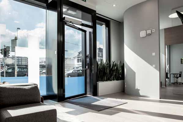 FD 20 Swing Door Drive When power and versatility swing into action The Gilgen FD 20 is the most powerful, versatile and stylish swing door operator we have ever made and provides world-class