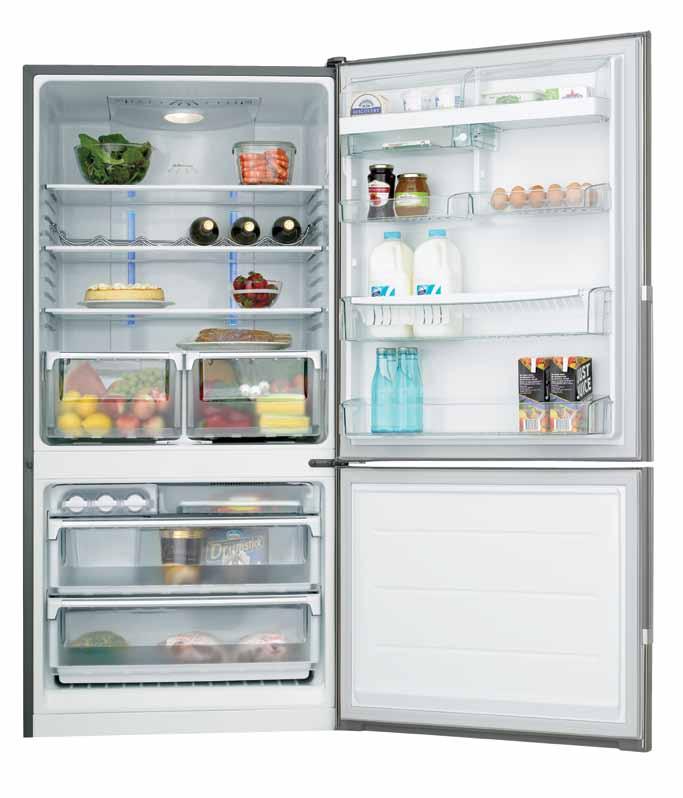 3 9 2 1 8 6 1 7 10 4 5 4 Model shown: WBE5100SB 1 Adjustable interiors 2 Internal electronic controls 3 Chill stream 4 Easy glide freezer bins and crispers 5 Twist ice and serve and