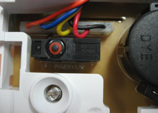 (+10%, -15%) Check the fuse or reset the circuit breaker Main LED Is the current
