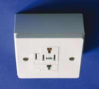 RADIO REMOTE COTROS Sockets and slave relays Ceiling socket: CESO For DAERS plug-in es or dimmers. Can be mounted on a BESA box.