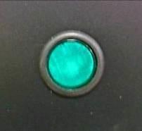 Press the key associated with the change required (temperature (9), time (8), steam (7), damper (6)). A selection indicator will flash in the right hand side of the selected window. 4.