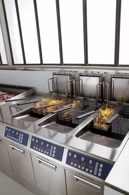 productivity, for the most demanding chefs improved hygiene, no more dirt traps in the well thanks to precise laser welding longer life of the oil (approx.