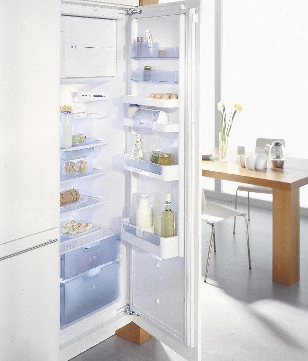 Built-in fridge New electronic control Accurate temperature control is essential to maximise the freshness of your food.