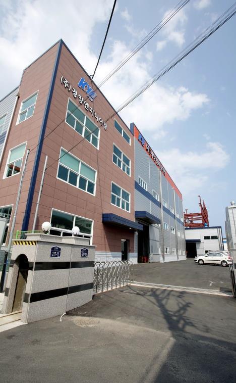 HISTORY 1997.09 Foundation KYEONG YANG ENGINEERING 2001.02 Establish factory for pump 2001.08 Obtain ISO 9001 quality certification approved by EQAICC 2002.