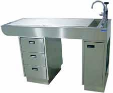 Tub Constructed of heavy 16 gauge type 304 stainless steel Recessed grate guides allow for an even and solid work surface 17 W x 29 L stainless steel under shelf 21 1/2 L x 20 W x 4 D shallow knee
