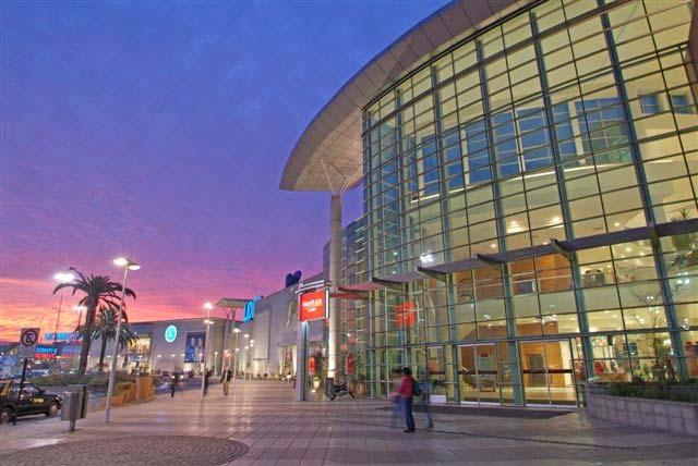MALL PLAZA* Chile Existing Malls 2007: 8 Total Leasing Space: 560,093 M 2 Openings 2008: 2 Projects 2008-2011: 7 Peru New Malls 2007