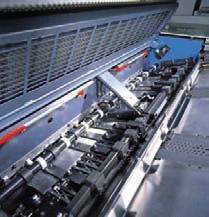 belts and multi-chamber vacuum system - Electronically controlled sheet deceleration to ensure optimum sheet arrival speed at the front lays The
