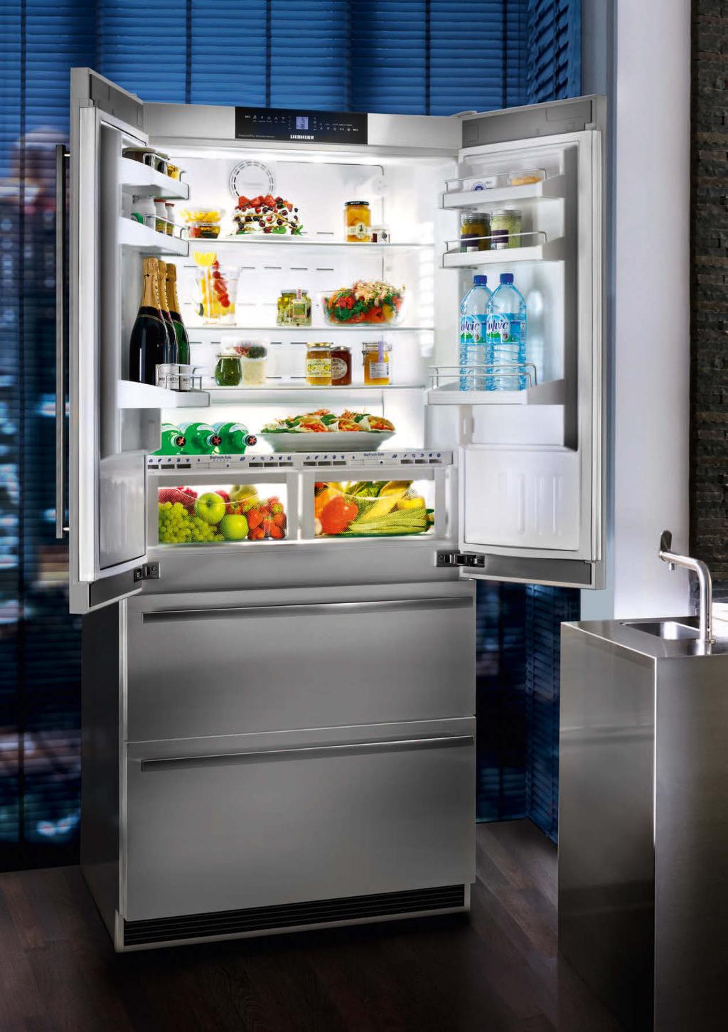 Frenchdoor fridge-freezer with BioFresh and NoFrost: CBNes 656 The Food Storage Centre CBNes 656 with its elegant Frenchdoor concept is a focal point in any kitchen, open or closed.