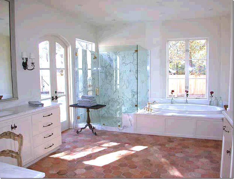 This really interested me the original owners and their beautiful master bath.