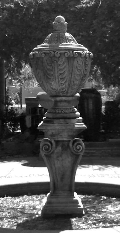 CONTENTS Urns CONTENTS Pedestals Urns Statues Pedestals Fountains Statues Bird Bird Baths Planters Pots Lanterns Furniture and and