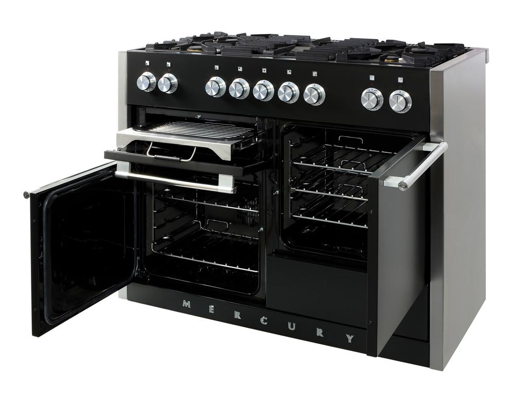 MADE in the UK Glide-out Grill The separate robust dual element grill