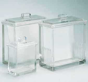 Rectangular glass lid with handle, smooth base and ground surface for hermetically sealed closure with the tank. MODELS Part No.