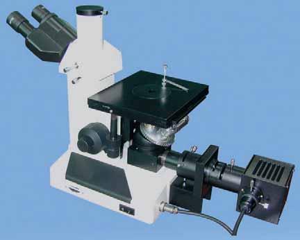 Head, binocular or trinocular (model dependent), 30 inclined angle. Adjustable interpupillary distance from 55 to 77 mm.