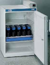 186 Refrigerated cabinets Medilow S, M, L & LG WITH FORCED AIR FAN CIRCULATION. WITH DIGITAL ELECTRONIC TEMPERATURE CONTROL. TEMPERATURE RANGE CONTROLLABLE FROM +2 C TO 40 C. WITH A STABILITY OF ±1.