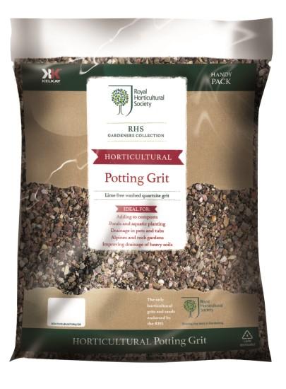 HORTICULTURAL SANDS & GRITS Horticultural Silver Sand Washed, lime free Ideal for making compost, improving soil, for root cuttings, and seeds Handy Bag (approx. 5kg) 2.