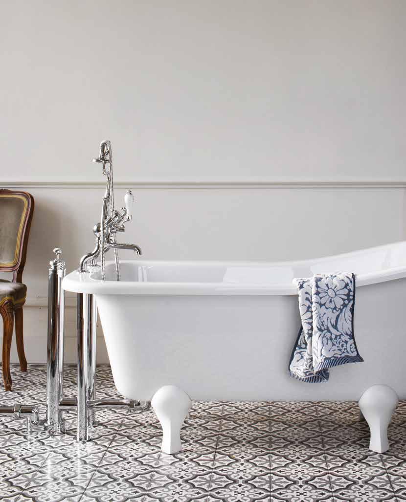SINGLE ENDED BATHS - BUCKINGHAM BUCKINGHAM The Buckingham is a simple and stylish example of the slipper bath, with its raised end angled perfectly to support you for the ultimate comfortable bathe.