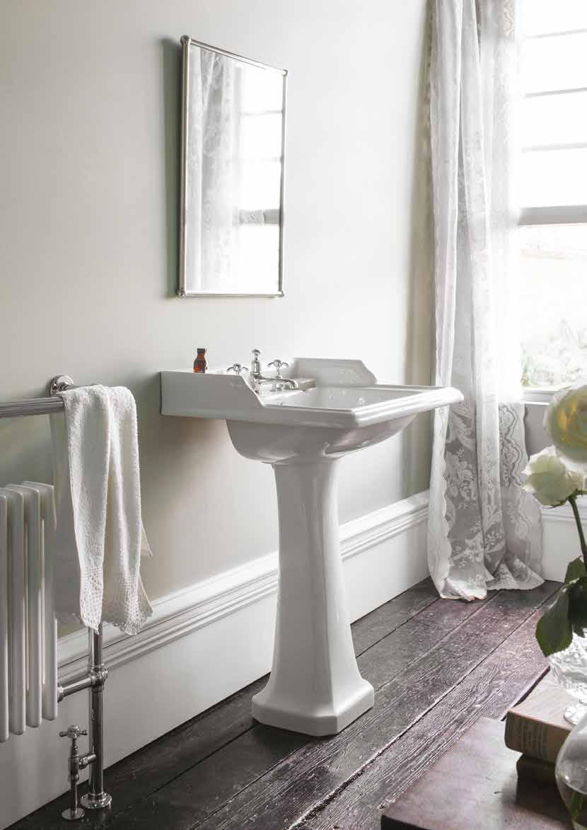 A grand basin design, the Classic works beautifully in every surrounding to create a vintage inspired bathroom, effortlessly.